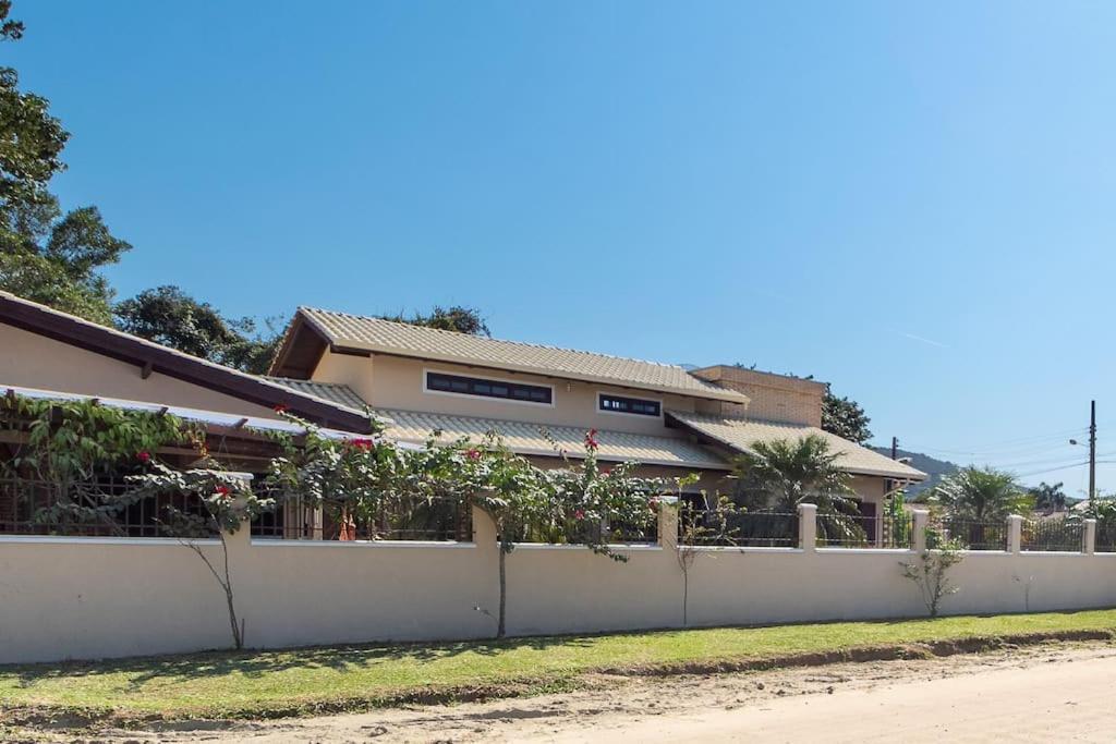 Praia Do Mariscal, Casa Para10 Pessoas, Casa Marixca Bombinhas Ngoại thất bức ảnh